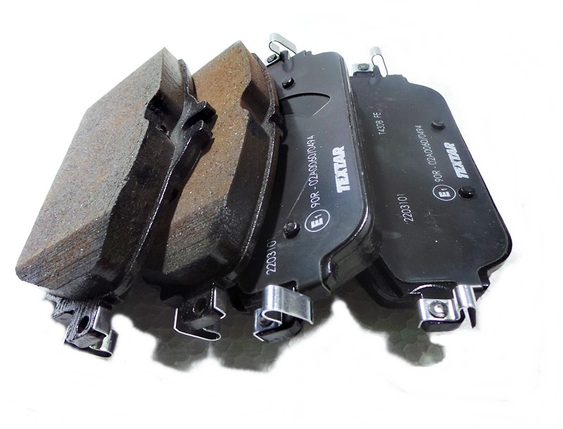 W205 brake pads best sale