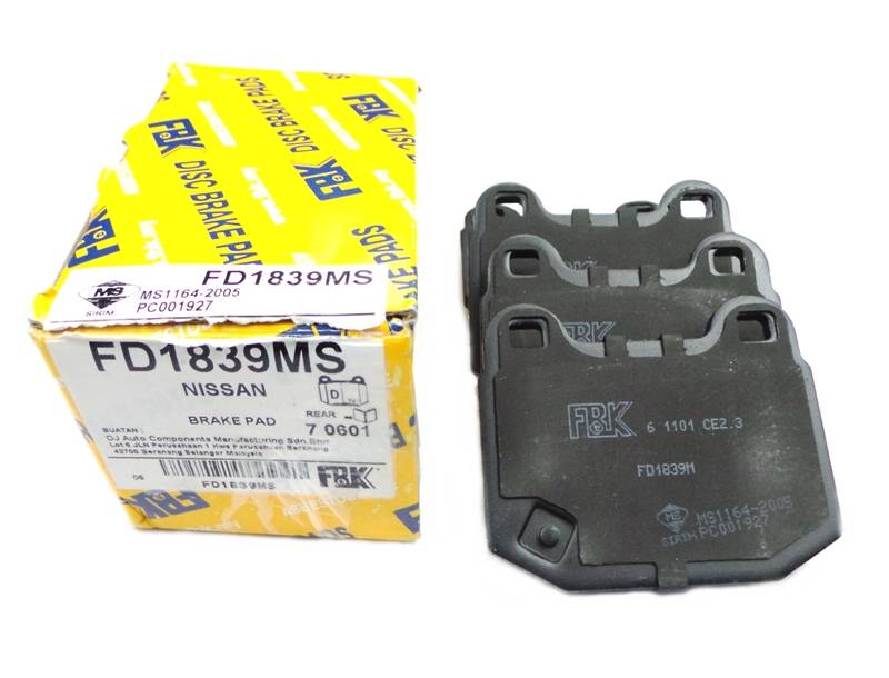 Rear brake pad Nissan FairLady (Z33) OEM