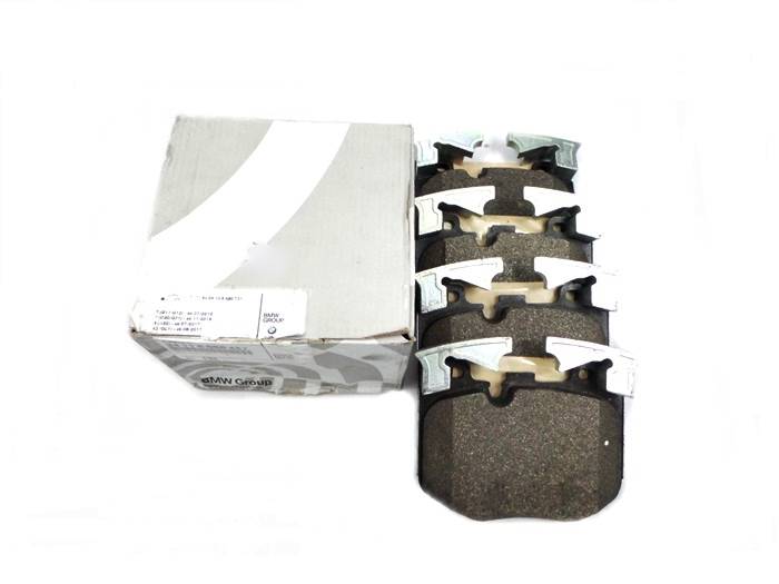 Front brake pad BMW 530i OE
