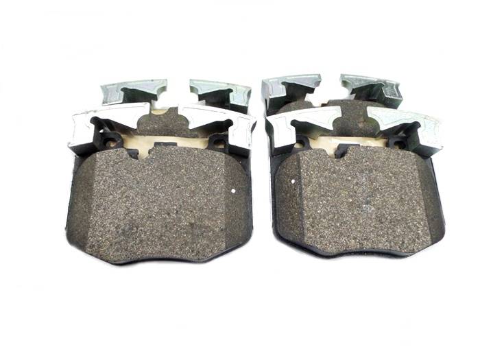 Front brake pad BMW 530i OE
