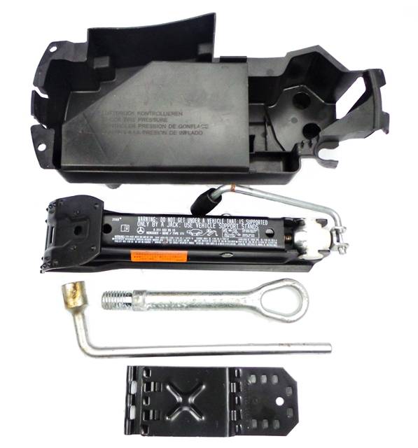 Spare Tyre Tools Set W245 Mercedes (Used)