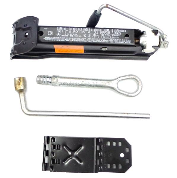 Spare Tyre Tools Set W245 Mercedes (Used)