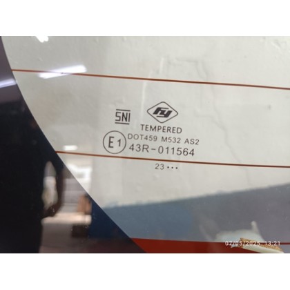 Windscreen Rear Perodua Alza 2 OE (1 Piece) with Padding Kit