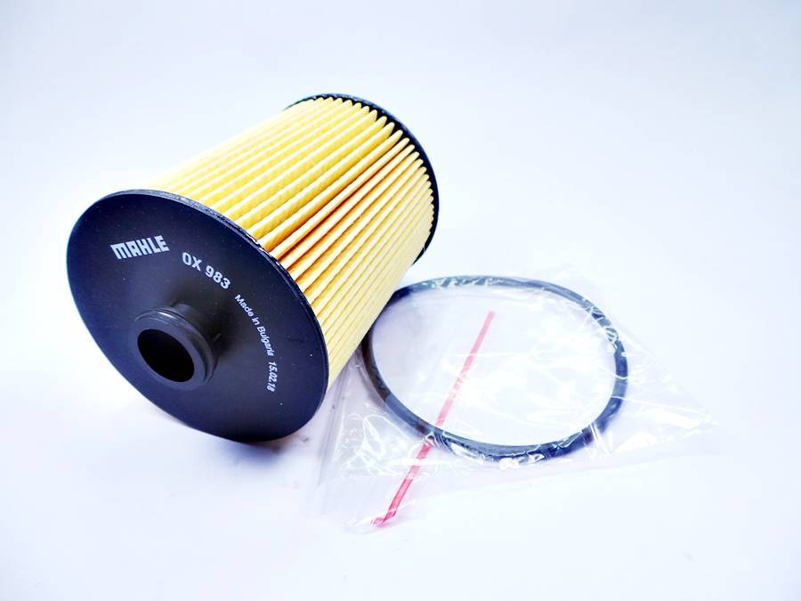 Volkswagen Passat oil filter oem for sales in Malaysia