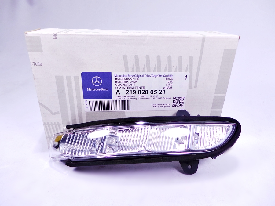 mercedes turn signal light for sales in Malaysia